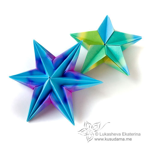 Labyrinth modular origami star