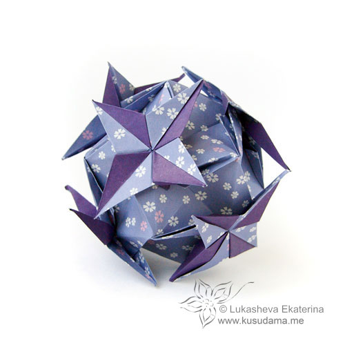 Compass origami kusudama